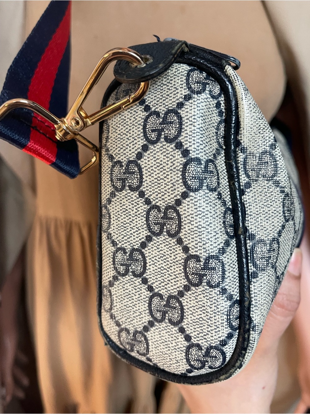Authentic Gucci vintage web sherry line crossbody bag - Picture 3 of 15